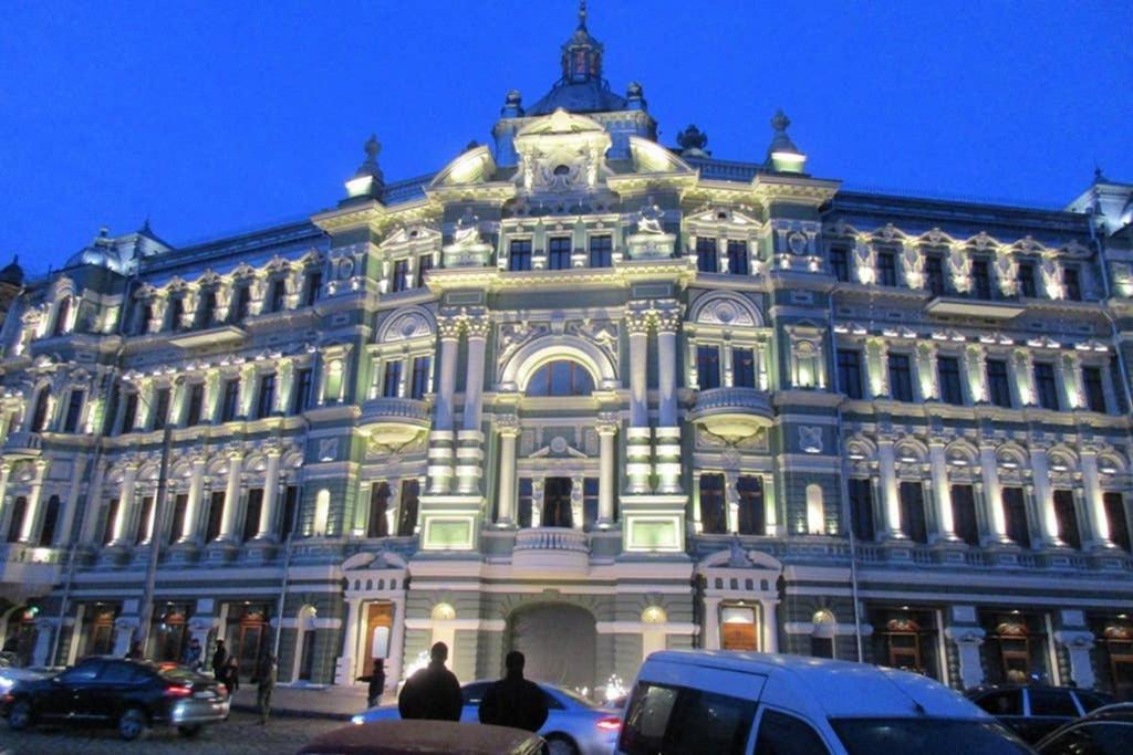 Три Квартала От Оперного-Тихий Лофт-Новый Апарт Odessa Eksteriør billede